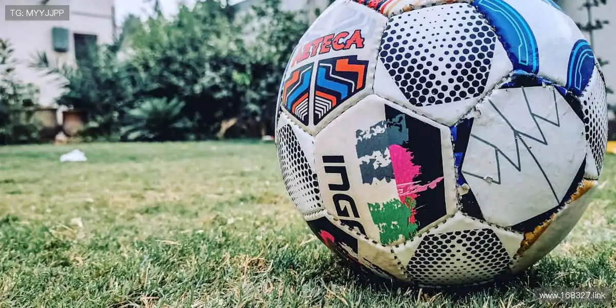 「热血赛场，每一秒都值得尖叫！🏆立即锁定，见证冠军诞生！」